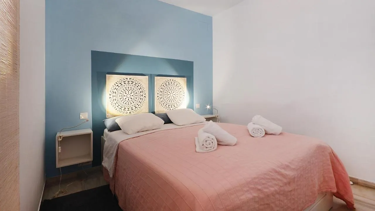 Lovely Frontline Beach Apartment Sitio de Calahonda Spain